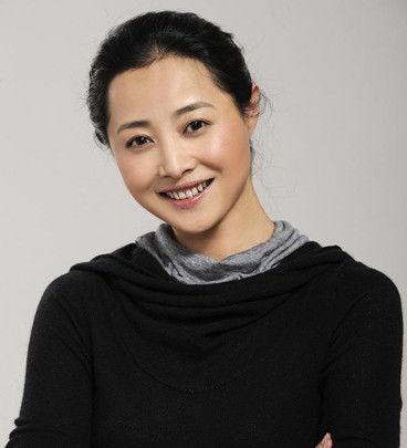 吴樾老婆刘晶个人资料,吴樾贤内助,揭秘她的演艺事业与家庭生活