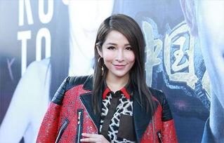 萧亚轩的家庭背景,音乐天后背后的豪门家庭故事