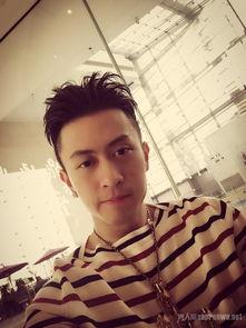 奏奋个人资料,才华横溢的音乐才子，用音符编织梦想的旋律